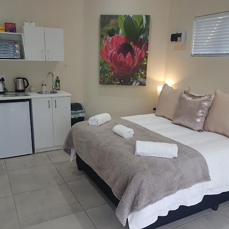 Sharon'S House: Modern Self-Catering Rooms Cape Town Exterior foto