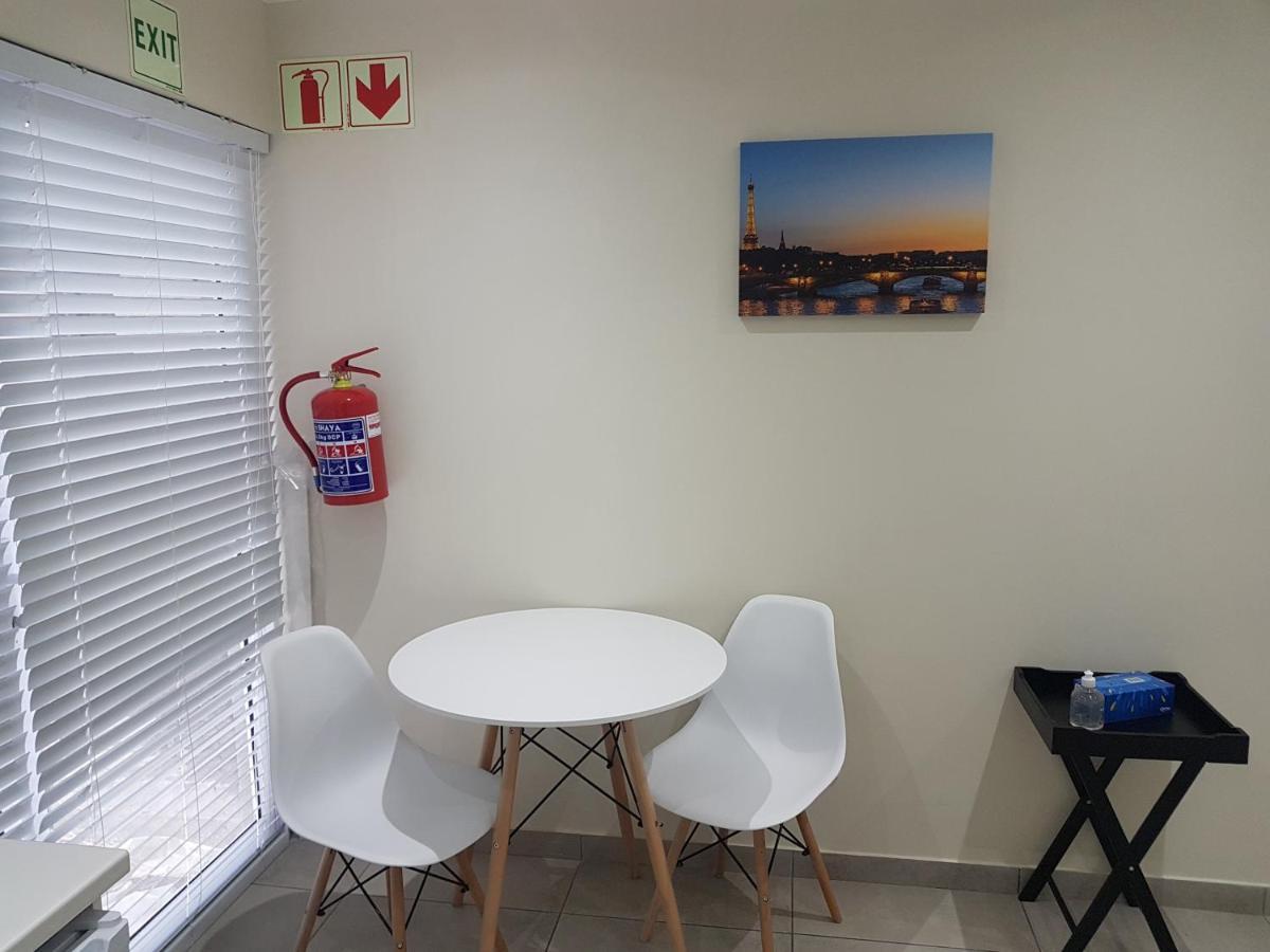 Sharon'S House: Modern Self-Catering Rooms Cape Town Exterior foto